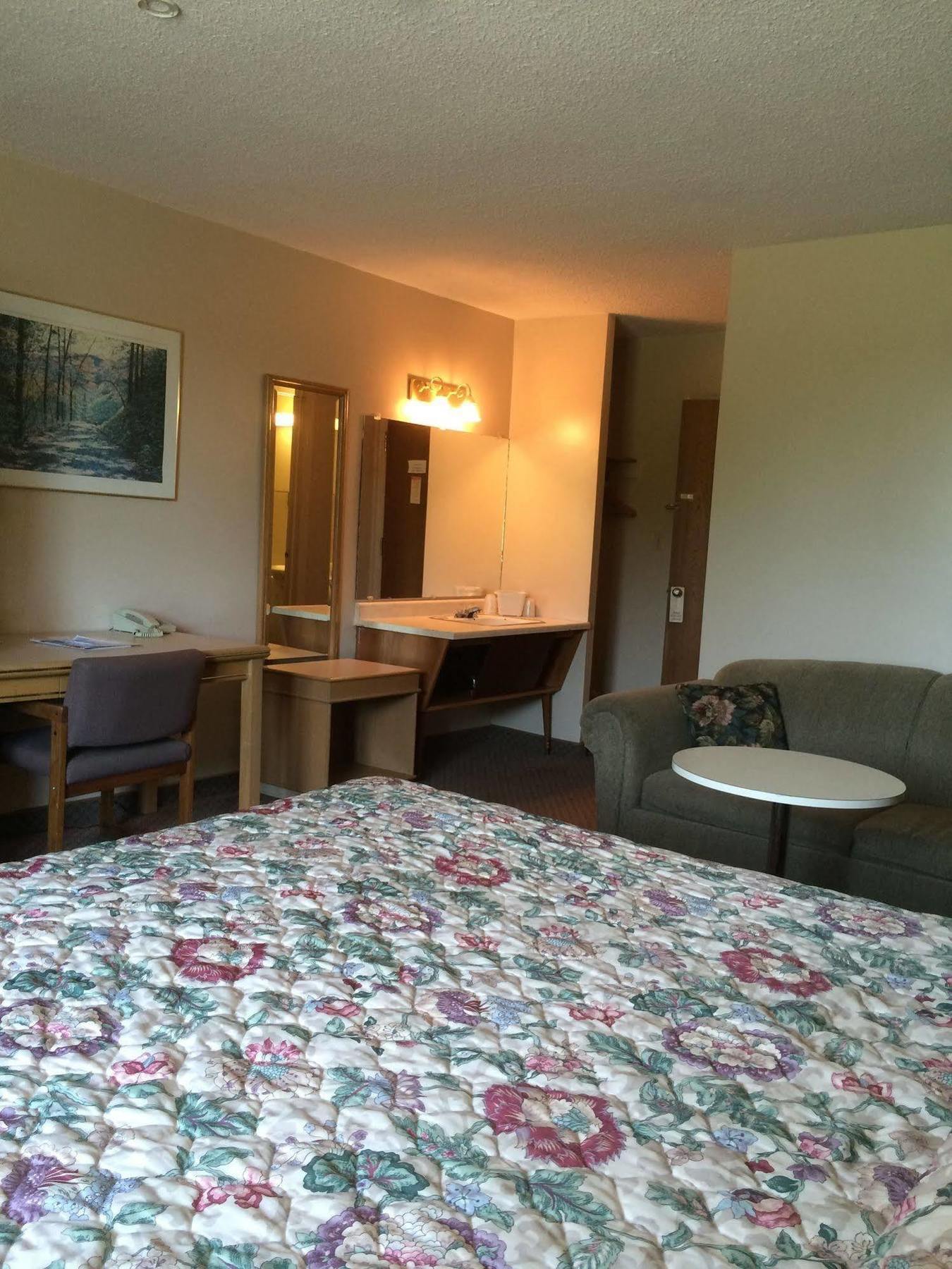 Canadian Motor Hotel Sault Ste. Marie Exterior photo